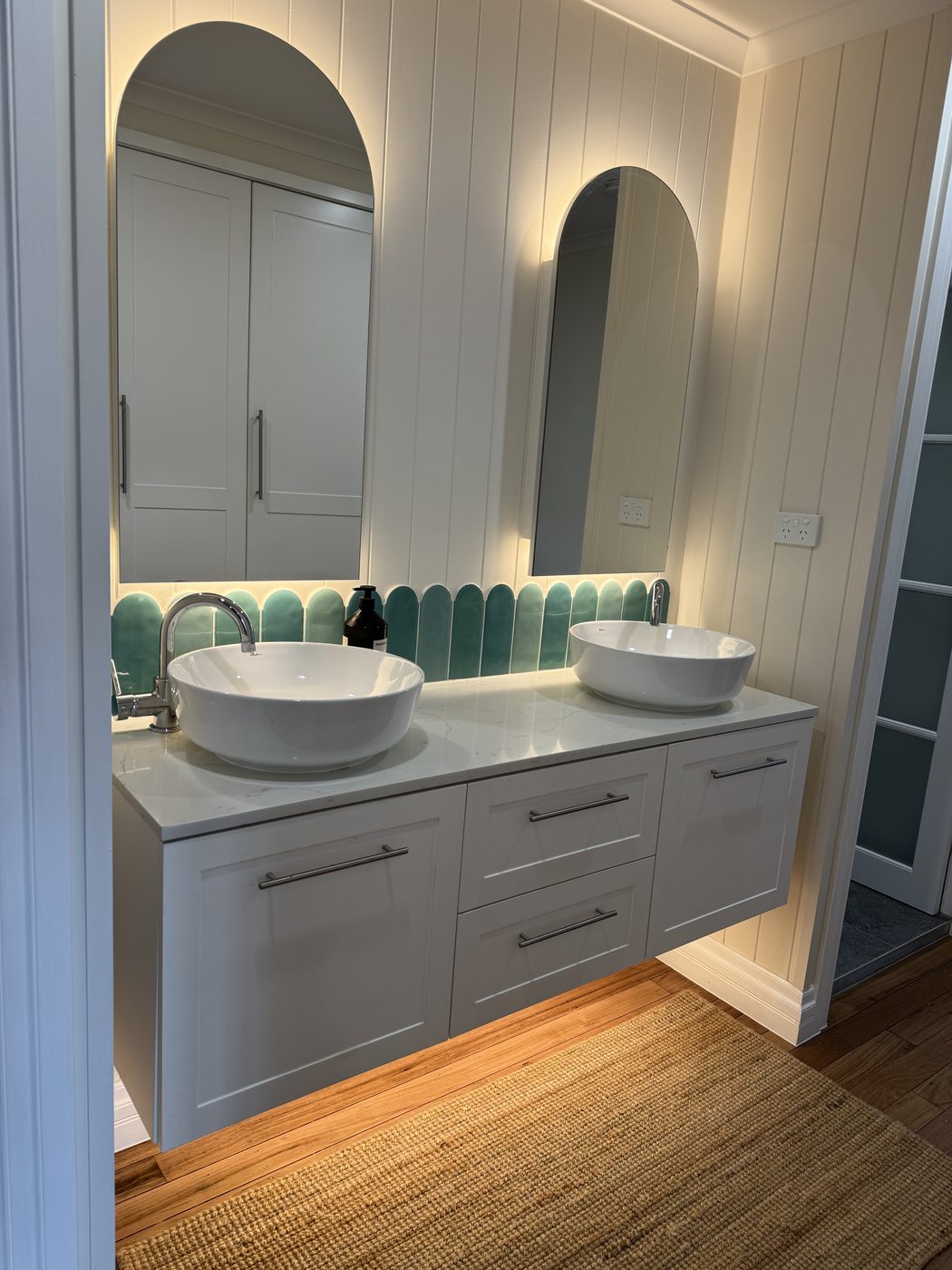 Vanity & mirror lighting — J Scott Electrical, Brisbane Southside